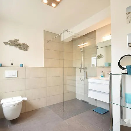 Apartment Aquamarin Im Haus Arkona Prora